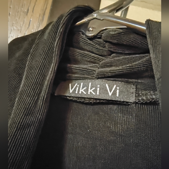 Vicki Vi Long Silky Formal Cardigan - Picture 3 of 7